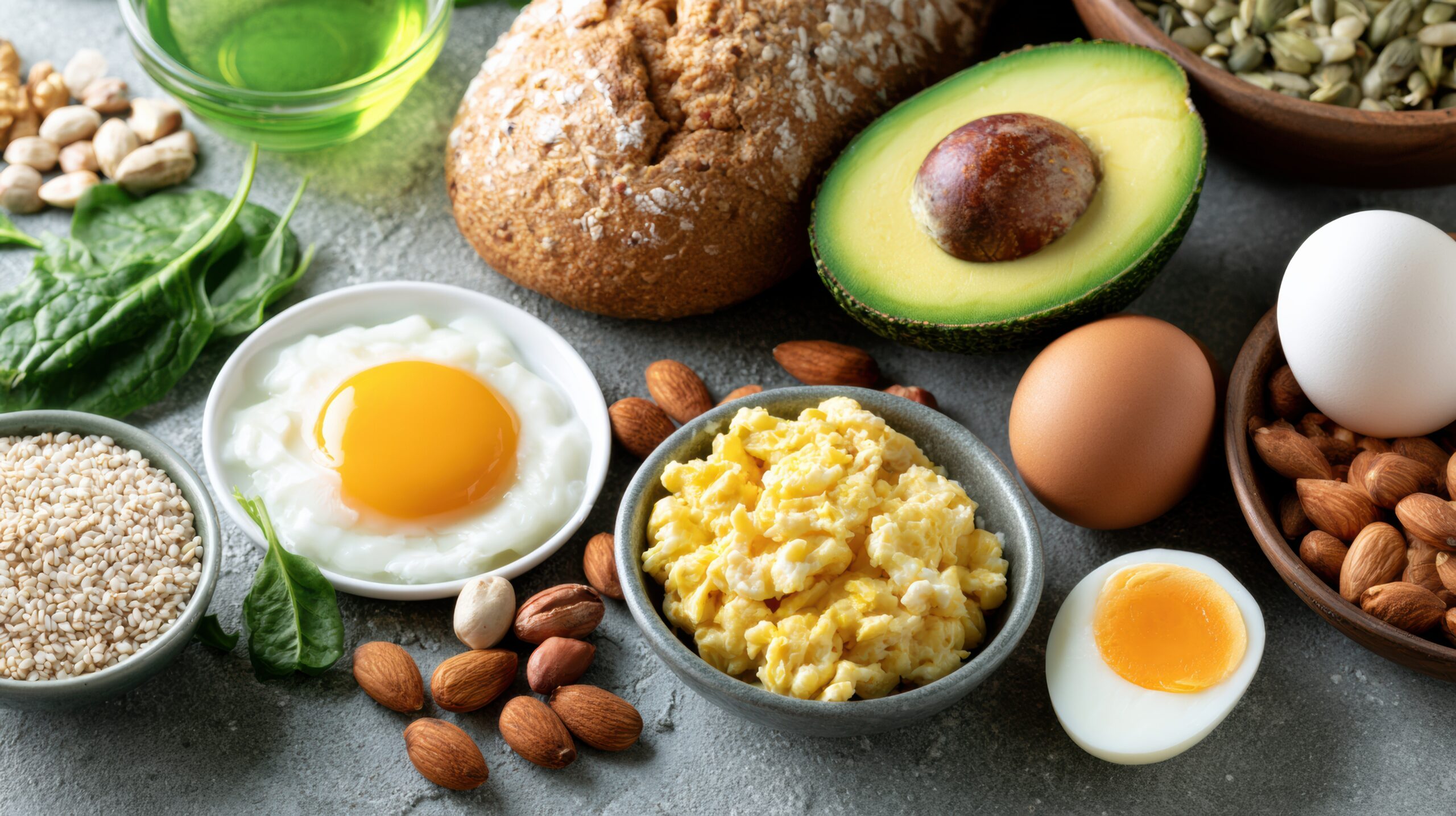 Eggs, avocado, nuts and seeds that help stabilize overnight blood sugar