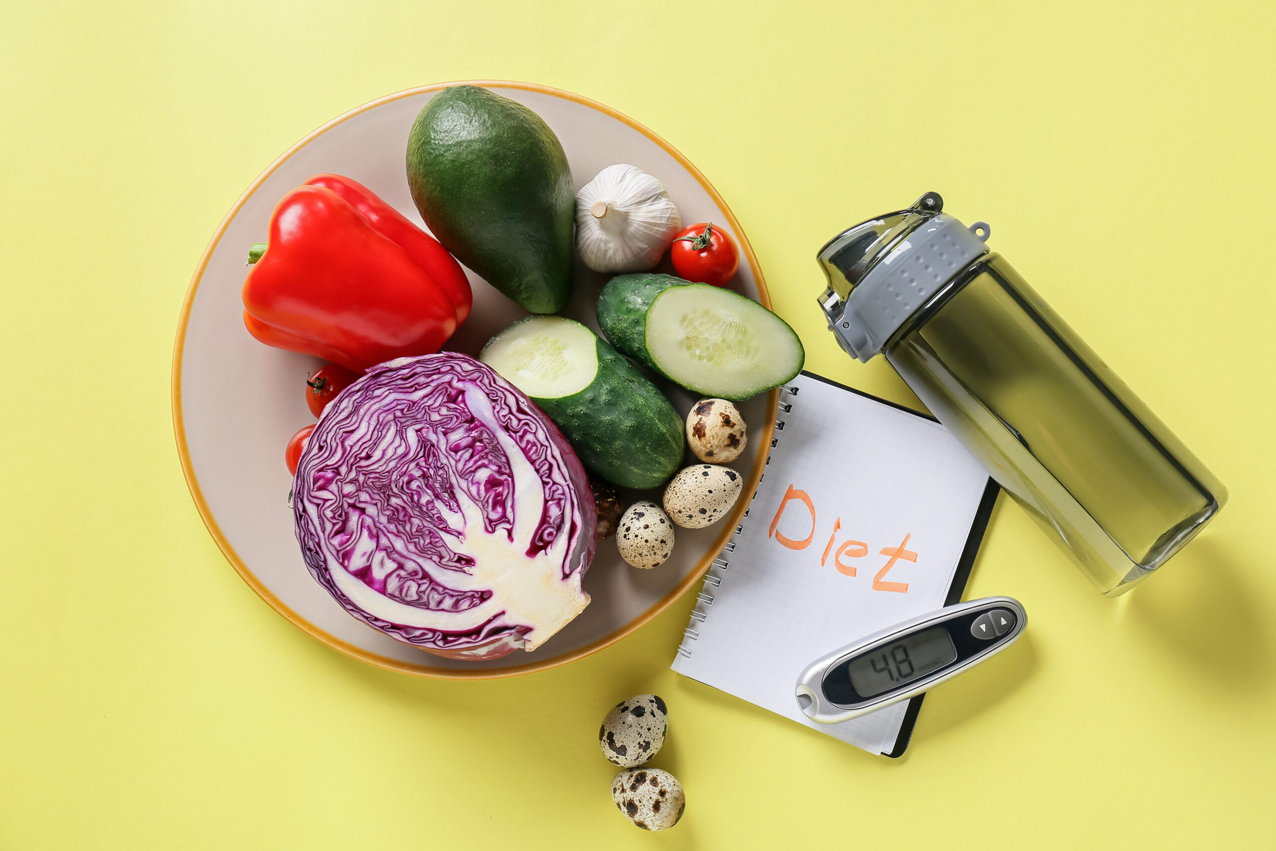 A balanced plate of vegetables and lean protein that helps steady blood sugar and insulin resistance